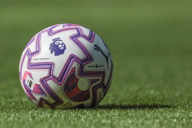 Puma Premier Ligi resmi maç topu 2 Ağustos 2025 Elland Road, Leeds, İngiltere 'de Leeds United ile Villarreal maçında karşılaştı.