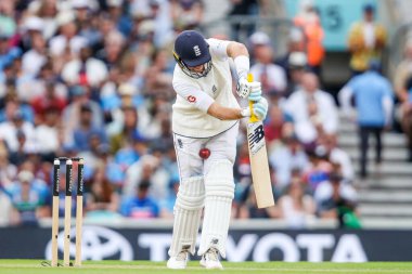 İngiltere 'den Joe Root 5. Rothesay Deneme Maçı' nda 4. İngiltere Hindistan 'a karşı Kia Oval, Londra, İngiltere' de 3 Ağustos 2025 'te vuruyor.