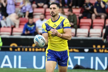 Warrington Wolves 'tan Ryan Matterson Betfred Süper Lig 20. Raundda Leigh Leopards' a karşı Leigh Spor Köyü, Leigh, İngiltere 'de oynanan Leigh Leopards maçında ısındı. 