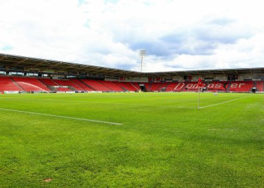 Eco-Power Stadyumu 'nun Gök İddia Ligi 1 maçı öncesinde Doncaster Rovers Exeter City' ye karşı Eco-Power Stadyumu, Doncaster, İngiltere, 2 Ağustos 2025