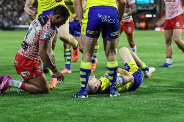Warrington Wolves takımından Matt Dufty, Leigh Spor Köyü Leigh, İngiltere 'de düzenlenen 20. Leigh Leopards - Warrington Wolves maçında elendi. 