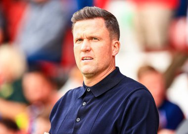 Gary Caldwell Exeter Şehir Yöneticisi Sky Bet 1 karşılaşmasında Doncaster Rovers Exeter City 'ye karşı Eco-Power Stadyumu, Doncaster, 2 Ağustos 2025