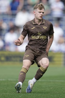 Brentford 'dan Keane Lewis-Potter sezon öncesi dostluk maçı sırasında Queens Park Rangers Brentford' a karşı Kiyan Prince Vakfı Stadyumu, Londra, 2 Ağustos 2025