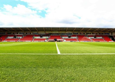 Eco-Power Stadyumu 'nun Gök İddia Ligi 1 maçı öncesinde Doncaster Rovers Exeter City' ye karşı Eco-Power Stadyumu, Doncaster, İngiltere, 2 Ağustos 2025