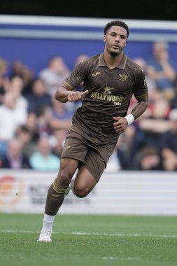 Brentford 'dan Myles Peart-Harris sezon öncesi dostluk maçı sırasında Queens Park Rangers Brentford' a karşı Kiyan Prince Vakfı Stadyumu, Londra, 2 Ağustos 2025