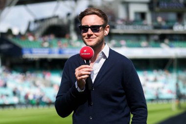 Stuart Broad sunar 5. Rothesay Test Maçı öncesi 3. İngiltere Hindistan 'a karşı Kia Oval, Londra, 2 Ağustos 2025