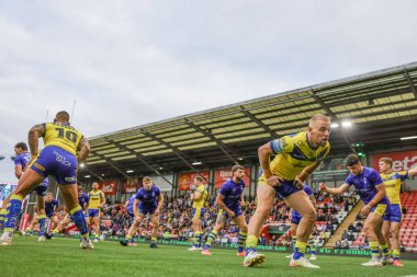 Warrington Wolves 'tan Matt Dufty maç öncesi ısınma turunda Betfred Süper Lig 20. Leigh Leopards' a karşı Leigh Spor Köyü, Leigh, İngiltere 