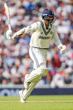 Hindistan 'dan Washington Sundar 5. Rothesay Test Maçı' nda 3. İngiltere Hindistan 'a karşı Kia Oval, Londra, İngiltere, 2 Ağustos 2025