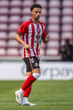 Sunderland 'dan Chemsdine Talbi, 2 Ağustos 202' de İngiltere 'nin Sunderland şehrinde oynanan Sunderland-Real Betis maçında