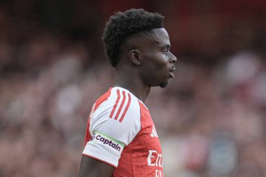 Arsenal takımından Bukayo Saka, 6 Ağustos 2025 tarihinde Emirates Stadyumu 'nda oynanan Arsenal-Villarreal maçında