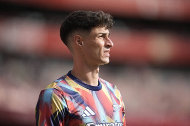 Arsenal 'den Kepa Arrizabalaga, 6 Ağustos 2025' te Emirates Stadyumu 'nda Arsenal' in Villarreal 'e karşı oynadığı sezon öncesi dostluk maçı öncesinde