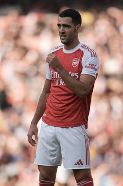 Arsenal 'den Mikel Merino sezon öncesi dostluk maçı sırasında Arsenal, Villarreal' e karşı Emirates Stadyumu, Londra, İngiltere, 6 Ağustos 2025
