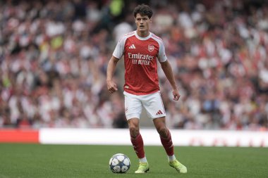 Arsenal takımından Christian Norgaard, Arsenal 'in 6 Ağustos 2025' te Emirates Stadyumu 'nda Villarreal' e karşı oynadığı sezon öncesi dostluk maçı sırasında