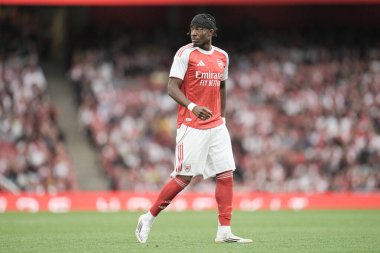 Arsenal takımından Noni Madueke, Arsenal 'in 6 Ağustos 2025' te Emirates Stadyumu 'nda Villarreal' e karşı oynadığı sezon öncesi dostluk maçı sırasında