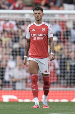 Arsenal 'den Ben White sezon öncesi dostluk maçı sırasında Arsenal, Villarreal' e karşı Emirates Stadyumu, Londra, 6 Ağustos 2025