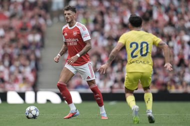 Arsenal 'den Ben White sezon öncesi dostluk maçı sırasında Arsenal, Villarreal' e karşı Emirates Stadyumu, Londra, 6 Ağustos 2025