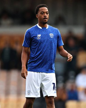 Cardiff City F.C. 'den Chris Willock. Gökyüzü İddia Ligi 1 maçından önce Port Vale, Cardiff City 'ye karşı Vale Park, Burslem, İngiltere, 7 Ağustos 2025