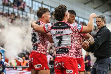 Leigh Leoparları 'ndan Keanan Brand, Betfred Süper Ligi 21. Maç Leigh Leeds Rhinos' a karşı Leigh Spor Köyü, Leigh, İngiltere, 7 Ağustos 2025 'te oynanan karşılaşmasını kutluyor.