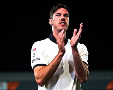 Port Vale FC 'den Ben Heneghan. Sky Bet Ligi 1 maçından sonra Port Vale, Cardiff City 'ye karşı Vale Park, Burslem, İngiltere, 7 Ağustos 2025