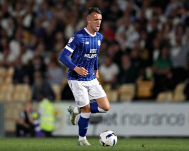 Cardiff City F.C. 'den David Turnbull. Gök İddia Ligi 1 maçı sırasında Port Vale, Cardiff City 'ye karşı Vale Park, Burslem, İngiltere, 7 Ağustos 2025