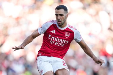 Arsenal takımından Mikel Merino, 9 Ağustos 2025 tarihinde Arsenal 'in Emirates Stadyumu' nda Atletik Bilbao 'ya karşı oynadığı karşılaşma sırasında