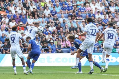 Leicester City 'nin Wout Faes' i 10 Ağustos 2025 'te King Power Stadyumu' nda Leicester City ile Sheffield arasında oynanan Sky Bet Şampiyonası maçında 2-1 berabere kaldı.