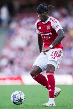 Arsenal 'den Noni Madueke, 9 Ağustos 2025' te İngiltere 'nin Emirates Stadyumu' nda Arsenal ve Athletic Bilbao arasında oynanan sezon öncesi dostluk maçı sırasında