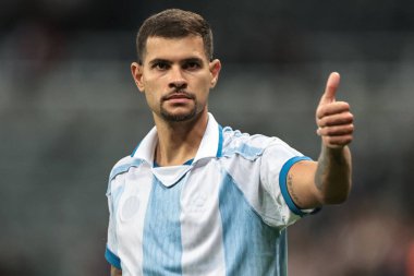Newcastle Untie 'den Bruno Guimaraes, 8 Ağustos 2025' te St. James 's Park, Newcastle, İngiltere' de oynanan ve sezon öncesi dost canlısı Newcastle United 'a karşı Espanyol maçında onay verdi.