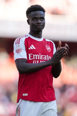 Arsenal 'den Bukayo Saka, 9 Ağustos 2025' te İngiltere 'nin Emirates Stadyumu' nda Arsenal ve Athletic Bilbao arasında oynanan sezon öncesi dostluk maçı sonrasında