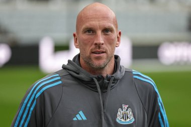 Newcastle Untie 'den John Ruddy, sezon öncesi dost canlısı Newcastle United' ın Espanyol 'a karşı 8 Ağustos 2025' te St. James 's Park, Newcastle' a geldi.