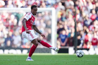 Arsenal 'li Gabriel, 9 Ağustos 2025' te Birleşik Krallık 'taki Emirates Stadyumu' nda oynanan Arsenal - Athletic Bilbao maçında...