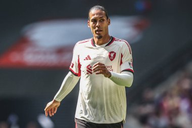 Liverpool 'dan Virgil van Dijk 10 Ağustos 2025' te Wembley Stadyumu 'nda oynanan FA Community Shield maçı sırasında Liverpool' a karşı Crystal Palace maçında