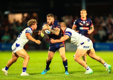 St. Helens takımından Daryl Clark, Birleşik Krallık 'ın Wakefield şehrinde oynanan ve Wakefield Trinity' nin St Helens 'e karşı oynadığı 21.