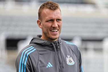 Newcastle Untie 'den Dan Burn, sezon öncesi dost Newcastle United ile Espanyol arasındaki 8 Ağustos 2025 tarihli St.James' s Park, Newcastle, İngiltere maçına geldi.