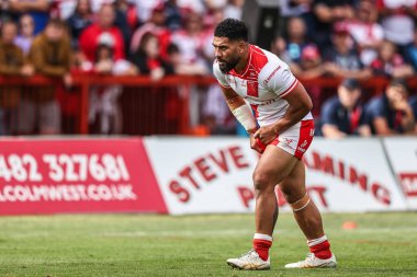 Hull KR takımından Kelepi Tanginoa 21. Betfred Süper Ligi karşılaşmasında Hull KR, Castleford Tigers 'a karşı 9 Ağustos 2025' te Kingston, Hull, İngiltere 'deki Craven Park' ta oynanan karşılaşmada