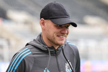 Newcastle Untie 'den Aaron Ramsdale, sezon öncesi dost canlısı Newcastle United' ın Espanyol 'a karşı 8 Ağustos 2025' te St. James 's Park, Newcastle' a geldi.