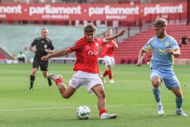 Barnsley 'li Caylan Vickers, 13 Ağustos 2025' te Oakwell, Barnsley, İngiltere 'de oynanan Carabao Kupası Barnsley ile Fleetwood Town maçında gol attı.
