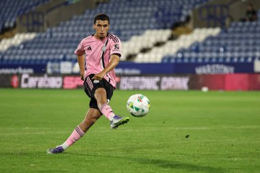 Leicester City 'den Bilal El Khannouss, 13 Ağustos 2025' te Accu Stadyumu 'nda oynanan Huddersfield Town - Leicester City maçında penaltısını kaçırdı.