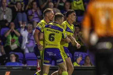 Warrington Wolves 'dan Sam Stone, 14 Ağustos 2025' te Warrington, İngiltere 'deki Halliwell Jones Stadyumu' nda oynanan 22.