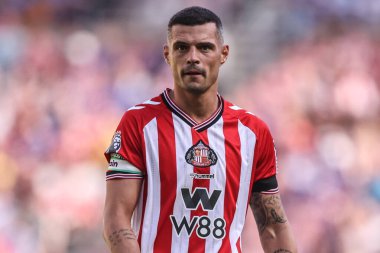 Sunderland 'dan GranitXhaka Premier League maçı sırasında Sunderland - West Ham United Stadyumu, Sunderland, İngiltere, 16 Ağustos 2025