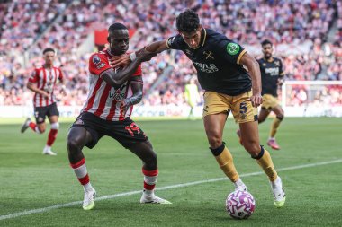 Sunderland 'dan Habib Diarra ve Nayef Aguerd West Ham United Premier Lig maçı sırasında Sunderland - West Ham United Stadyumu, Sunderland, Birleşik Krallık, 16 Ağustos 2025