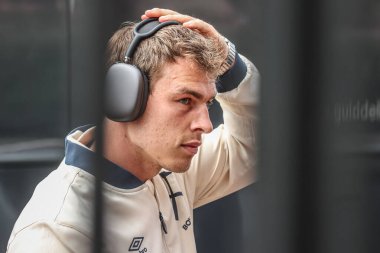 West Ham United takımından Mads Hermansen, 16 Ağustos 2025 'te İngiltere' nin Sunderland-West Ham United stadyumunda oynanan Premier League karşılaşmasında sahaya çıktı.