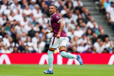 Burnley 'den Kyle Walker Premier Lig maçında Tottenham Hotspur, Burnley' e karşı Tottenham Hotspur Stadyumu, Londra, İngiltere, 16 Ağustos 2025