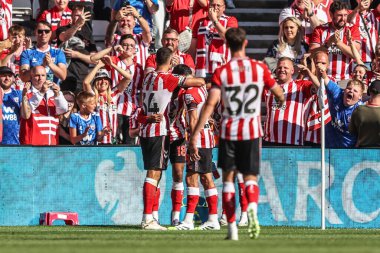 Sunderland 'dan Wilson Isidor, 16 Ağustos 2025' te Sunderland-West Ham United Stadyumu 'nda oynanan Premier League maçında 3-0' lık galibiyet golünü kutluyor.
