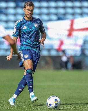 Leicester City 'den Harry Winks Gökyüzü İddia Şampiyonası' nda Preston North End, Leicester City 'ye karşı Deepdale, Preston, İngiltere, 16 Ağustos 2025