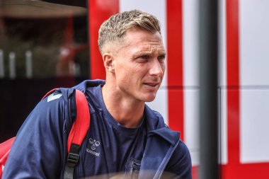 Sunderland 'dan Simon Moore, 16 Ağustos 2025' te İngiltere 'nin Sunderland-West Ham United stadyumunda oynanan Premier League maçı sırasında geldi.