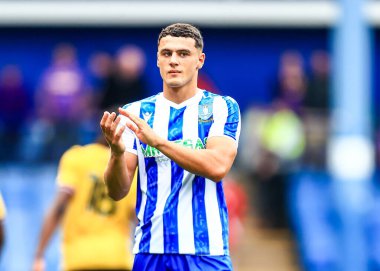 Sheffield 'li Bailey-Tye Cadamarteri Çarşamba günü Sheffield Çarşamba günü İngiltere' nin Sheffield kentindeki Stoke City maçında taraftarları alkışlıyor.