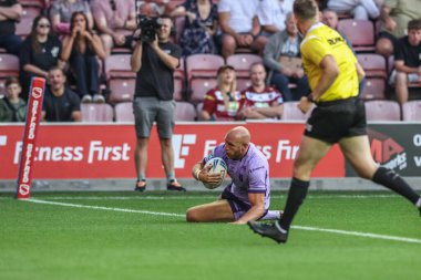 Hull KR 'dan Dean Hadley, 15 Ağustos 2025' te İngiltere 'nin Wigan kentindeki Brick Community Stadyumu' nda oynanan 22.