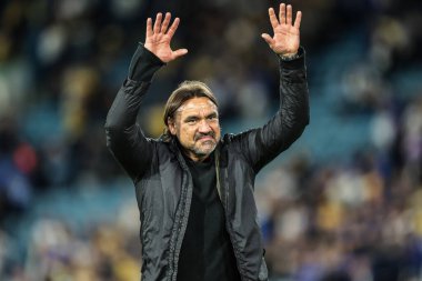 Leeds United takımından Daniel Faroe, 18 Ağustos 2025 'te Leeds United' ın Everton 'a karşı oynadığı Premier League maçında zaferi kutluyor.