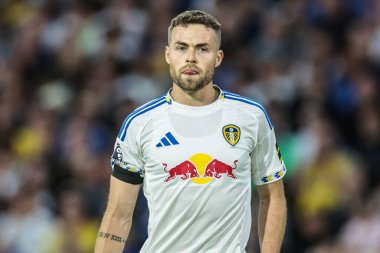 Leeds United takımından Gabriel Gudmundsson 18 Ağustos 2025 'te İngiltere' nin Leeds Road kentinde oynanan Premier League maçında Leeds United Everton 'a karşı oynadı.